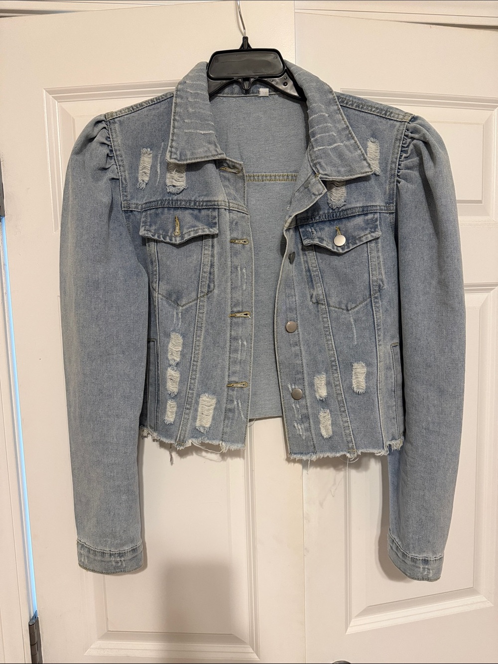 Light Blue Distressed Denim Jacket - Women's Cropped Puff Sleeve
